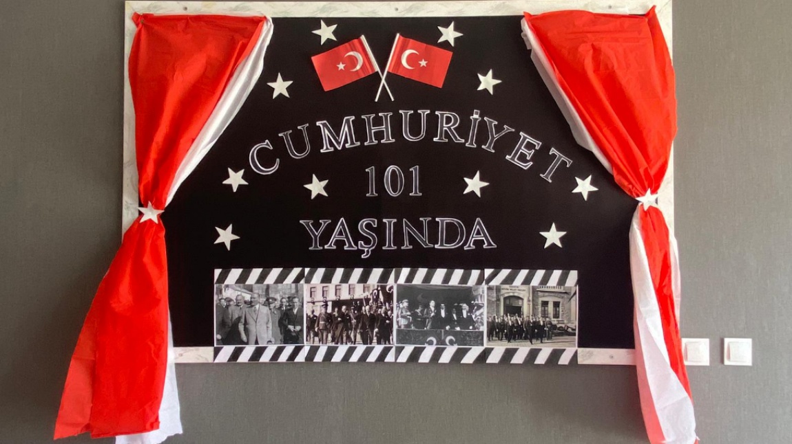 29 EKİM CUMHURİYET BAYRAMINI ÇOŞKUYLA KUTLADIK